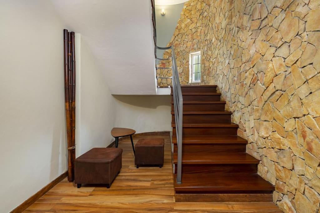 Villa Arade Riverside - Jacuzzi And Heated Pool By Side Villas Silves Bagian luar foto